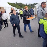 Prodali so 50 do 70 ton kakijev