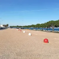 Parkirišče v Žusterni