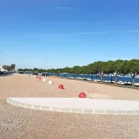 Nova parkiri&scaron;ča in pločniki