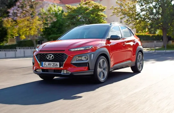 Hyundai s kono stopa na bolj drzna pota. 