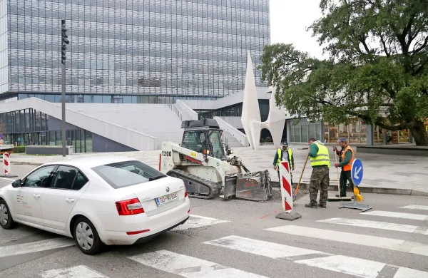 Živahna jesenska gradbena dela