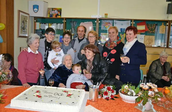 Nazdravili so stoletnici Franči&scaron;ki Čotar