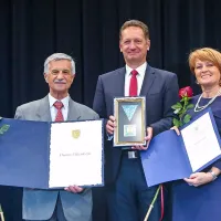Občinski priznanji Angeli Lampe in Du&scaron;anu Milenkoviču