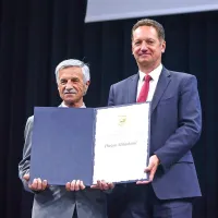Občinski priznanji Angeli Lampe in Du&scaron;anu Milenkoviču