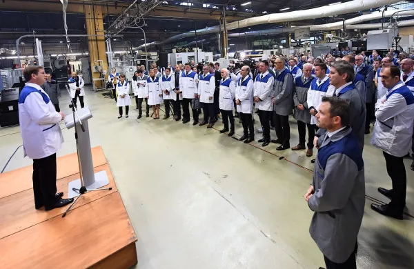 Hidria je v svojem Tehnološkem parku v Kopru danes uradno 
zagnala novo, pet milijonov evrov vredno robotizirano proizvodno linijo za proizvodnjo ključnih delov volanskih sistemov.
