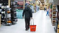 Deset dni na leto bodo poslej trgovine povsem zaprte - če se 
politika ne bo vmešala v dogovor med delodajalci in sindikati.