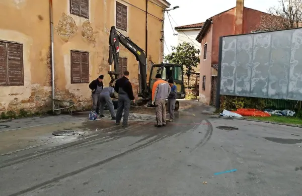 Oviran promet zaradi prenove čistilne naprave