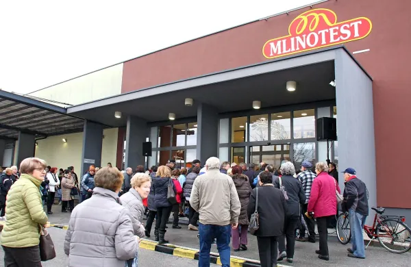 Ajdovska občina zbira ponudbe za njen paket Mlinotestovih delnic