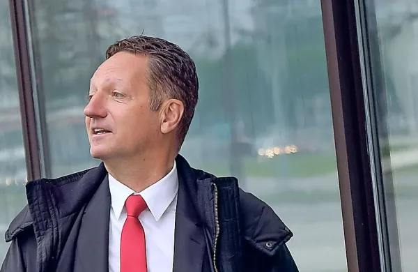 Na ponovljenem sojenju v primeru Serming je koprski župan 
Boris Popovič včeraj že tretji dan nadaljeval z zagovorom.
