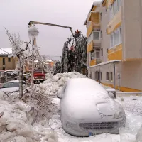 Nemočni so bili predvsem stanovalci v blokih, kjer je od 
elektrike odvisno vse od štedilnikov do ogrevanja. 