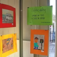 Učenci ustvarjali na temo varne poti v &scaron;olo