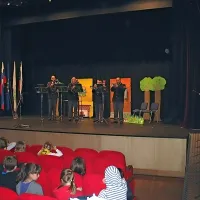Učenci ustvarjali na temo varne poti v &scaron;olo