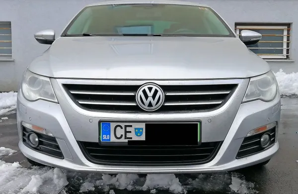 Lažna policista sta se pogajala za kazni