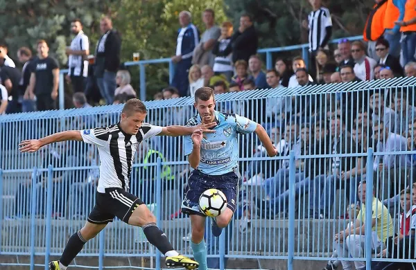 Dekančani so jeseni odigrali zelo dobro, najboljši strelec pa je 
bil Luka Stepančič (desno).