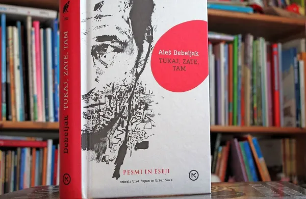 Knjiga priča tudi o kulturnem angažmaju  Aleša  Debeljaka. 