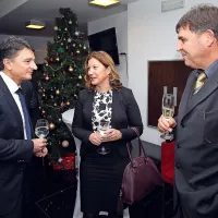 Va&scaron;e pristani&scaron;če in va&scaron;e gledali&scaron;če