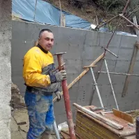 Poplavljalo hi&scaron;e, sprožili so se plazovi (foto+video)
