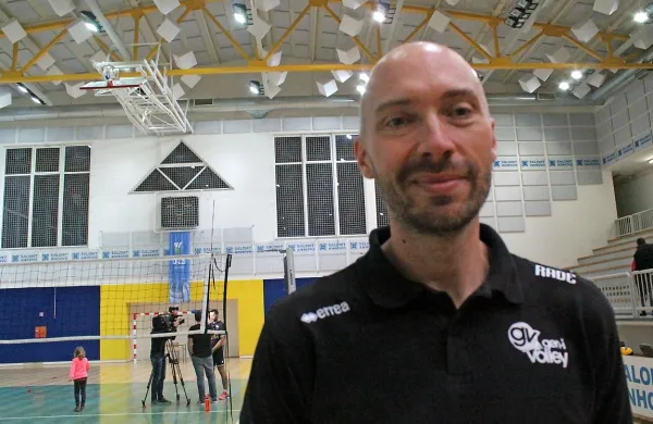 Trener Gen I Volley Rade Dačović