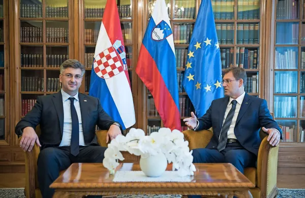 Jutri bo zadnji sestanek Andreja Plenkovića in Mira Cerarja 
pred potekom polletnega obdobja za uveljavitev arbitražne 
razsodbe.