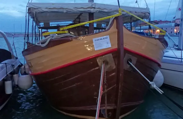 Risnik so uporabljali za prevoz turistov.