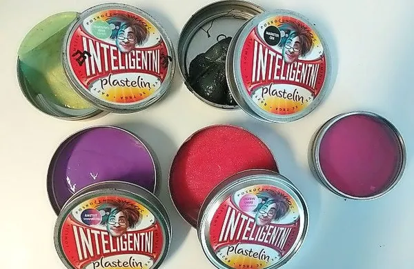 Inteligentni plastelin črne barve ni prestal testa varnosti.