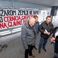 Zaposlene skrbi &ldquo;brutalen napad na Luko