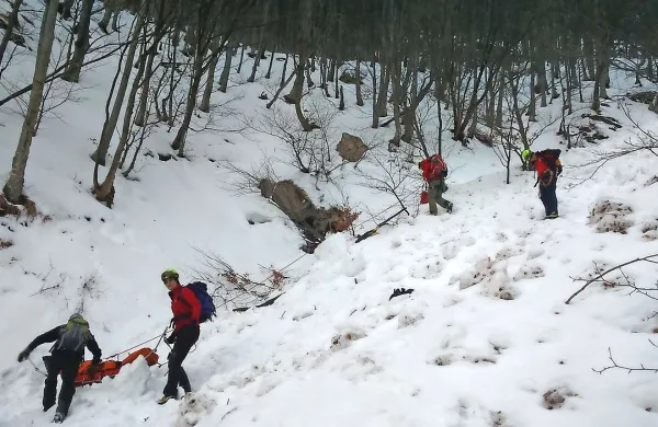 V snežni idili so mu zadnjič priskočili na pomoč njegovi kolegi 
gorski reševalci.