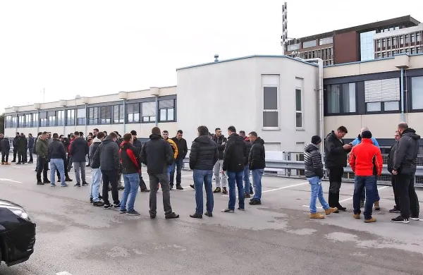 Delavci Luke na strehi
