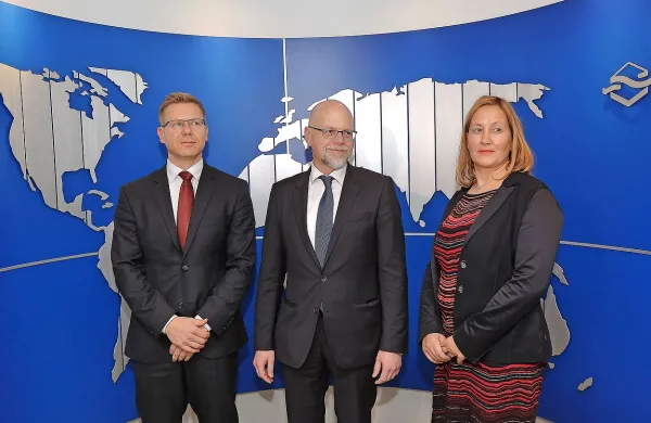 Nadzorniki Luke Koper so izglasovali novo upravo v sestavi: Dimitrij Zadel, Metod Podkrižnik in Irma Gubanec. 