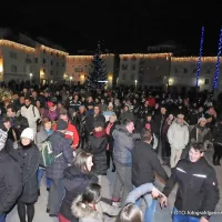 V Piranu v novo leto skočili z Isaacom Palmo in Big Foot Mamo