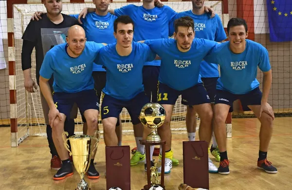 Kocka bar - zmagovalec članskega turnirja