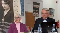 Knjigo o Idi Petrič sta predstavila avtorica Marinka Svetina in 
založnik Damijan Bogataj.