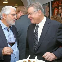 Boris Cavazza na noge dvignil polno Gledali&scaron;če Koper