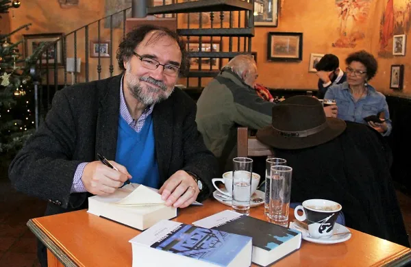 Boris A. Novak je svoj opus kronal z monumentalnim epom 
Vrata nepovrata v treh obsežnih knjigah.  