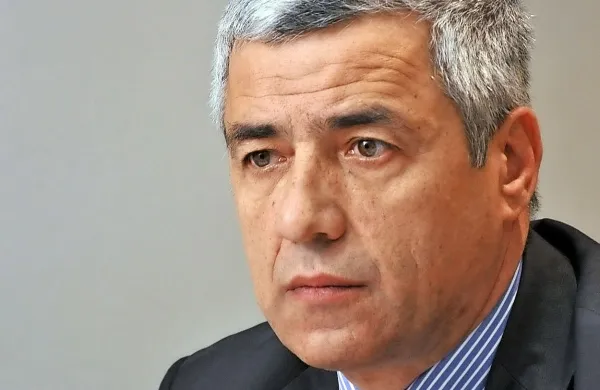 

Po poročanju lokalnih medijev je neznanec na Ivanovića 
najprej streljali od daleč, nato pa ga je ustrelil še iz neposredne bližine.