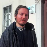 Goran Lukić iz Delavske svetovalnice se zavzema za zaposlitev vseh delavcev IPS v Luki Koper.