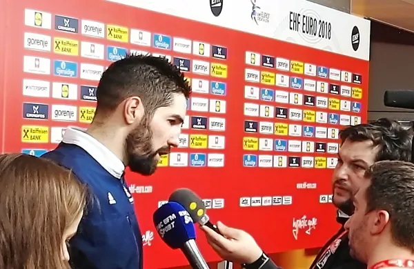 Pred Nikolo Karabatićem je vselej (novinarska) gneča.