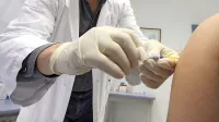 Tudi Primorsko oskrbeli z nekaj cepiva zoper gripo - Pričakujejo &scaron;e nove po&scaron;iljke