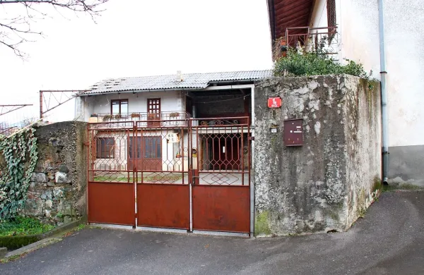 Župan je predlagal 175.000 evrov za nakup domačije na Gočah, ki bi jo občina preuredila v  turistični objekt in jo oddajala.