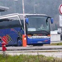 Mejni prehod Dragonja: mo&scaron;ki je trdil, da je na avtobusu bomba