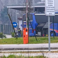 Mejni prehod Dragonja: mo&scaron;ki je trdil, da je na avtobusu bomba