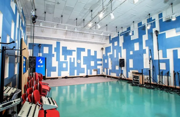 Studio Hendrix je že pripravljen na današnji koncert.  