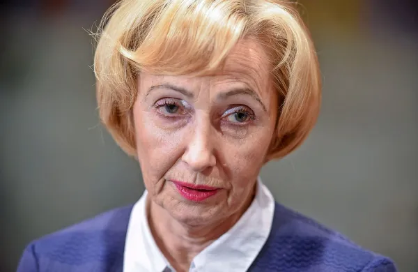 Ministrica za zdravje Milojka Kolar Celarc