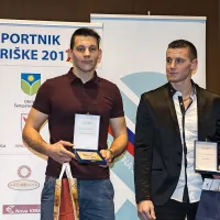 Športnik Goriške 2017 Stefan Stanić (levo) in njegov trener 
Jan Softić. 