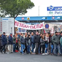&ldquo;Ne igrajte se s potrpljenjem ljudstva&rdquo;