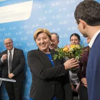 Tonin: Zdaj je čas za mlaj&scaron;o generacijo