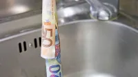 Prve položnice z nižjimi cenami bodo pošiljali od junija naprej. 

