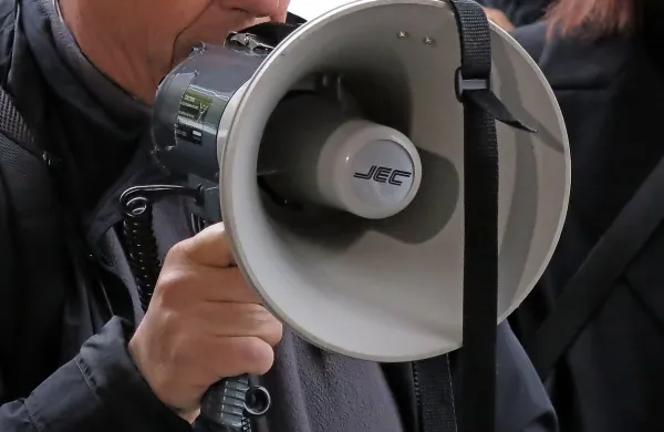 V Atenah množični protest proti kompromisu glede imena Makedonije
