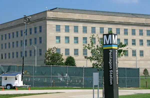 Pentagon ne ve, kje je zapravil 800 milijonov dolarjev