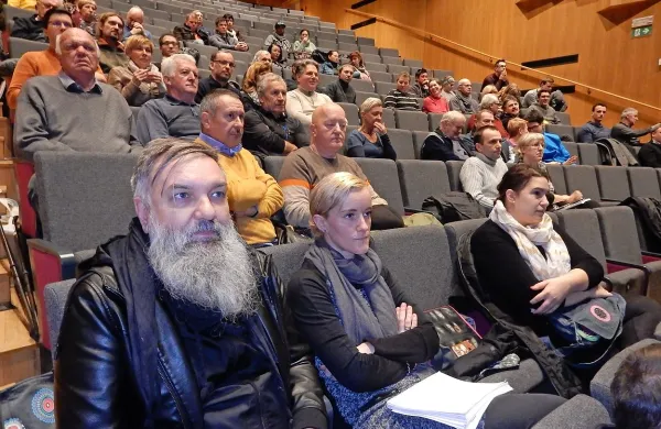 Organizator   festivalov Boban Milunović skrbi za varovanje  festivalskega območja, hkrati je odprt do predlogov za dostop do Soče. 